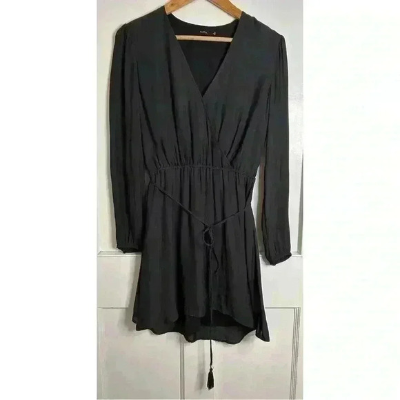 Aritzia Talula Basing Dress in Black Size  Small - Picture 1 of 12